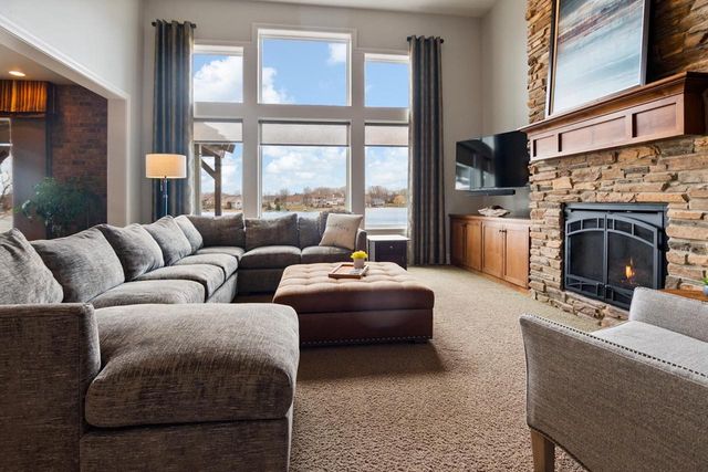 2949 SEAFARER WAY, Suamico, WI 54173