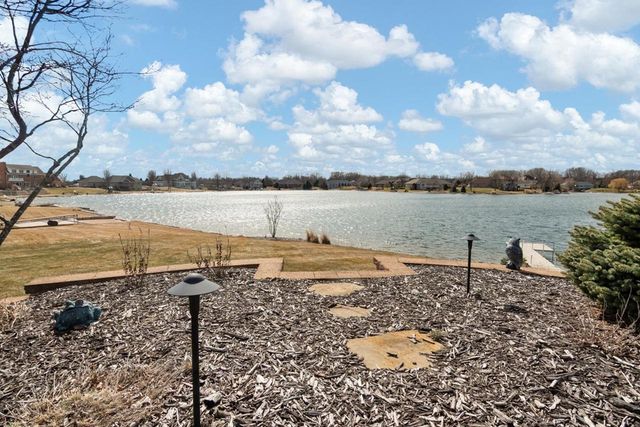 2949 SEAFARER WAY, Suamico, WI 54173
