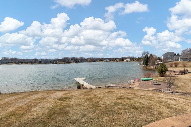 2949 SEAFARER WAY, Suamico, WI 54173
