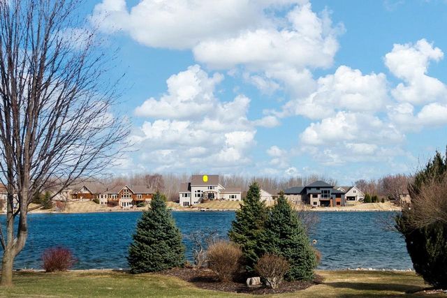2949 SEAFARER WAY, Suamico, WI 54173