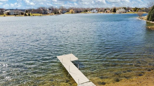 2949 SEAFARER WAY, Suamico, WI 54173