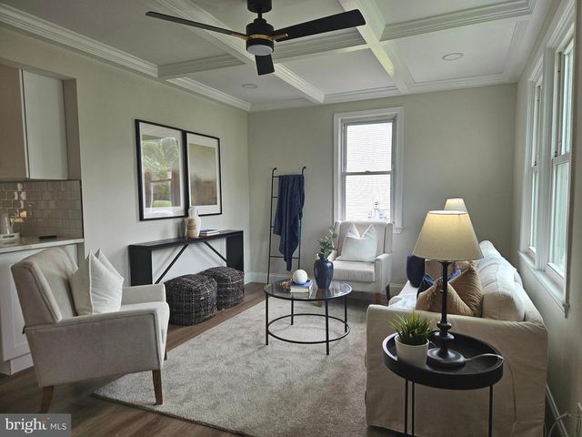 2023 MIDDLEBOROUGH RD, Baltimore, MD 21221