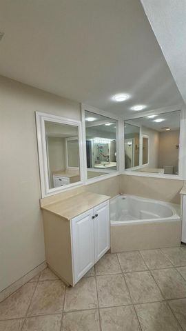 2704 Cardinal Drive, Vero Beach, FL 32963
