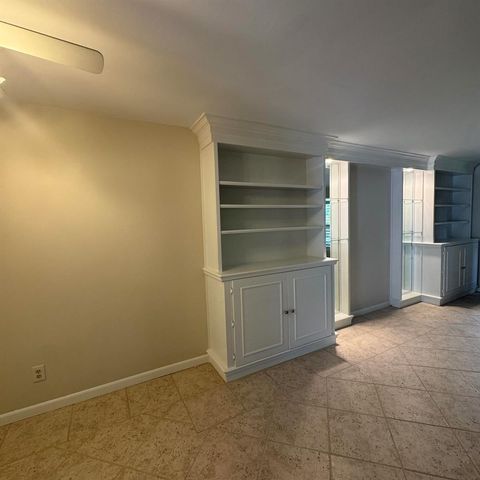 2704 Cardinal Drive, Vero Beach, FL 32963