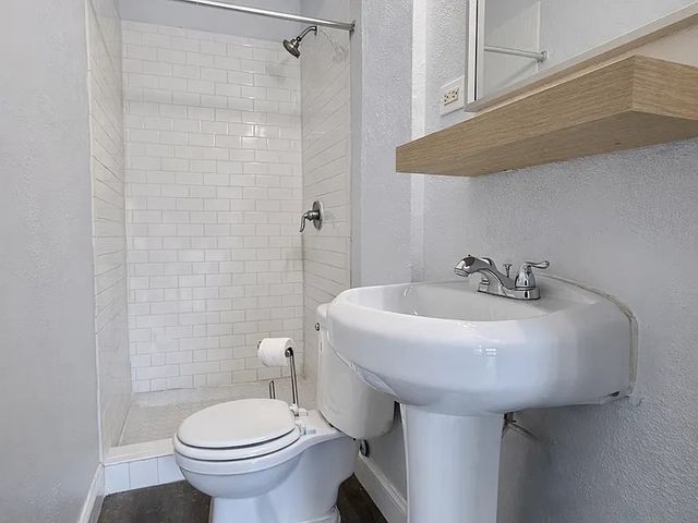 5930 Victor Street 1, Dallas, TX 75214