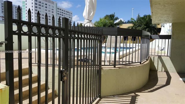 1345 West Ave 202, Miami Beach, FL 33139
