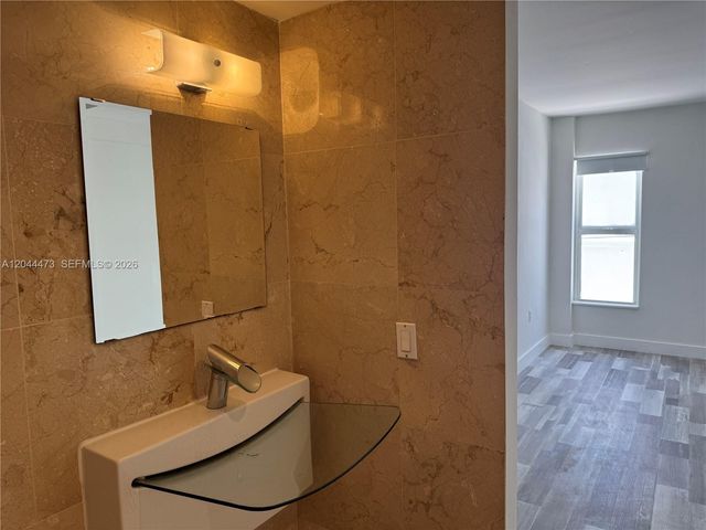 1345 West Ave 202, Miami Beach, FL 33139
