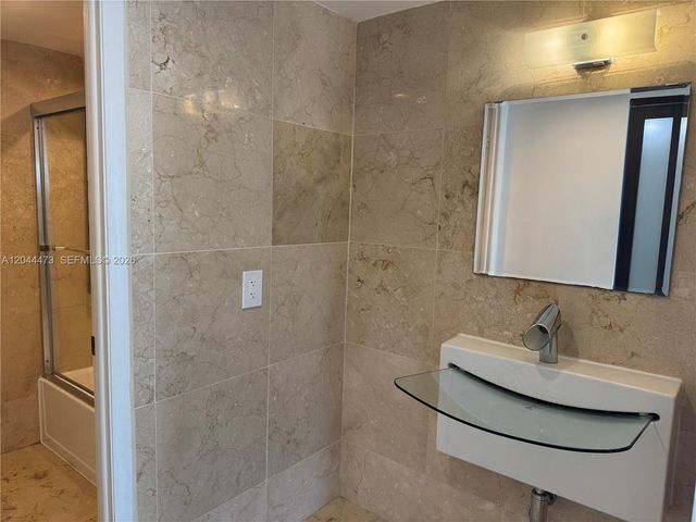 1345 West Ave 202, Miami Beach, FL 33139