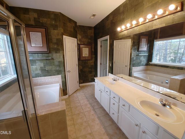 606 Lyon Tree Lane, Durham, NC 27713