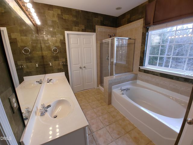 606 Lyon Tree Lane, Durham, NC 27713