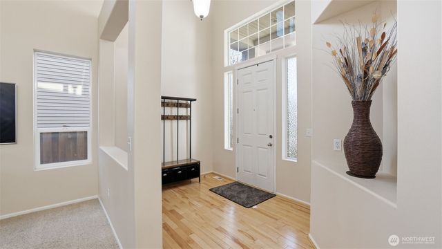 6114 Montevista Drive SE, Auburn, WA 98092