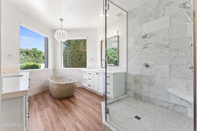 7130 E BELMONT Avenue, Paradise Valley, AZ 85253