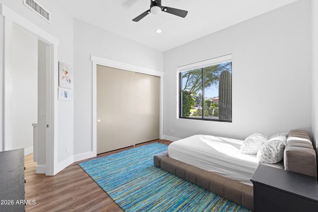 7130 E BELMONT Avenue, Paradise Valley, AZ 85253