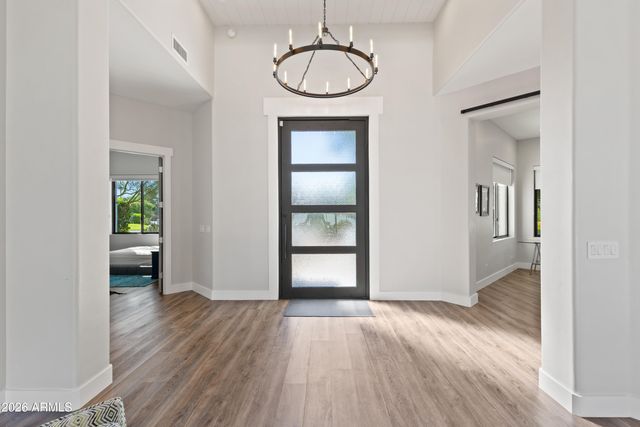 7130 E BELMONT Avenue, Paradise Valley, AZ 85253