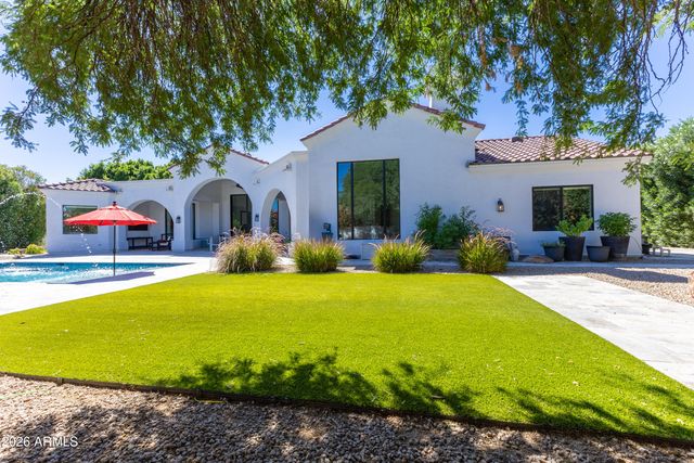 7130 E BELMONT Avenue, Paradise Valley, AZ 85253