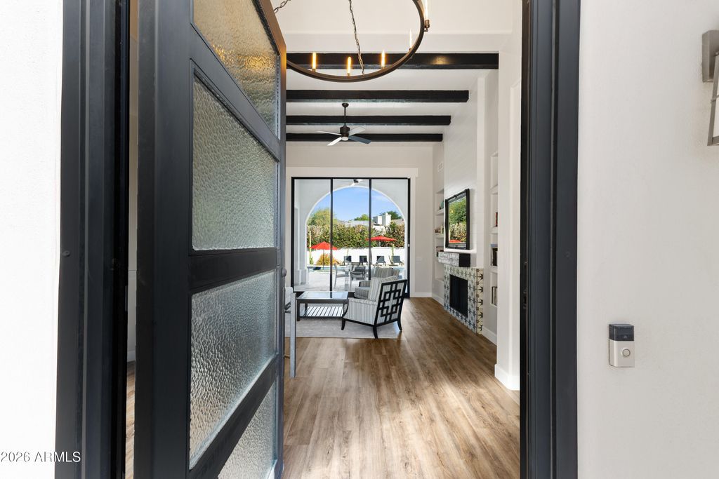 7130 E BELMONT Avenue, Paradise Valley, AZ 85253