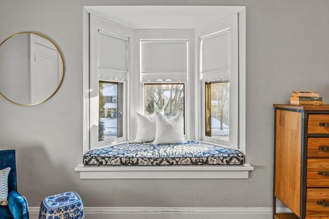 740 E Lexington BOULEVARD, Whitefish Bay, WI 53217