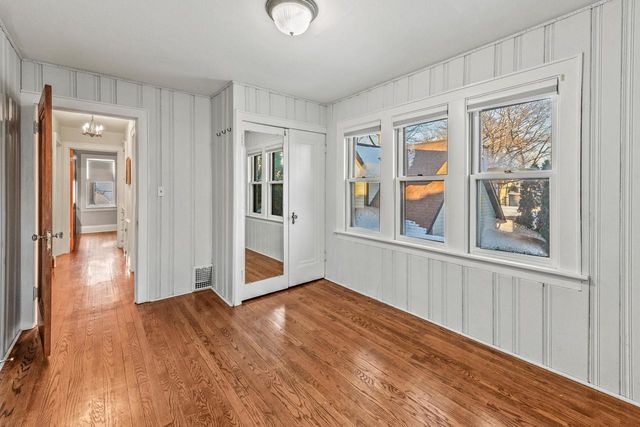 740 E Lexington BOULEVARD, Whitefish Bay, WI 53217