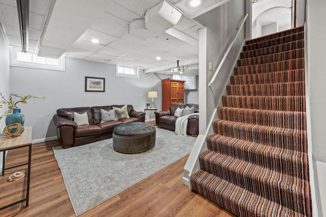 740 E Lexington BOULEVARD, Whitefish Bay, WI 53217