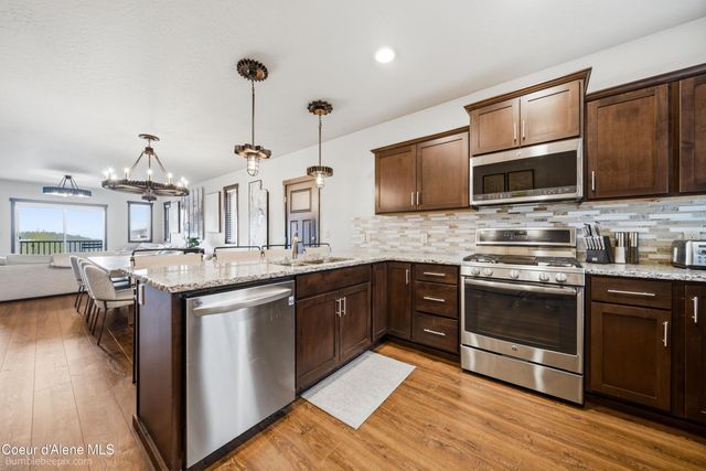 126 Chutes Ln, Sandpoint, ID 83864