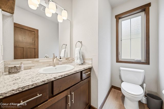 126 Chutes Ln, Sandpoint, ID 83864