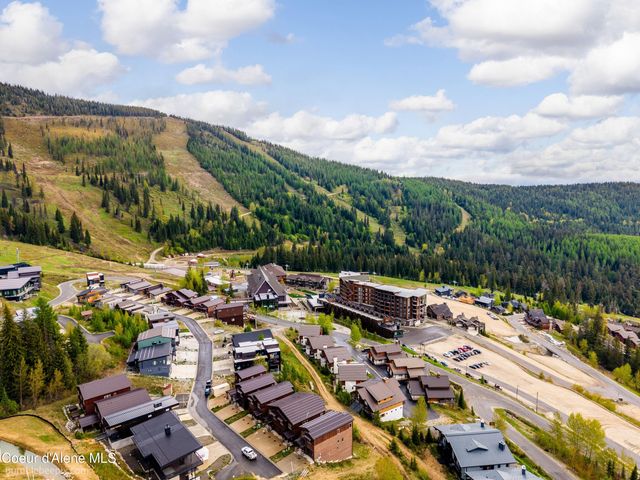 126 Chutes Ln, Sandpoint, ID 83864