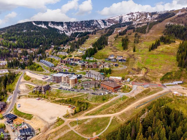 126 Chutes Ln, Sandpoint, ID 83864