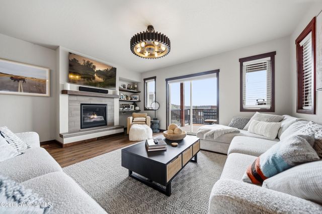 126 Chutes Ln, Sandpoint, ID 83864