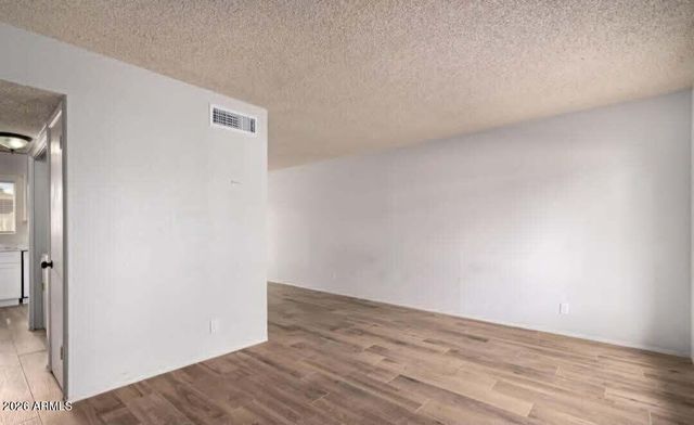 3605 W BETHANY HOME Road 2, Phoenix, AZ 85019