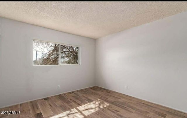 3605 W BETHANY HOME Road 2, Phoenix, AZ 85019