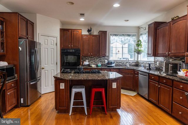 44339 APACHE CIR, Ashburn, VA 20147