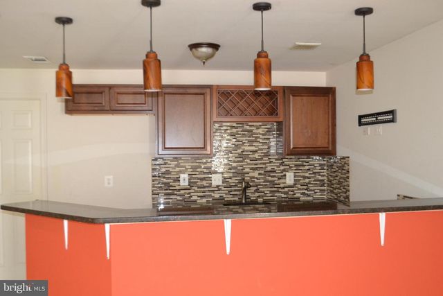 44339 APACHE CIR, Ashburn, VA 20147