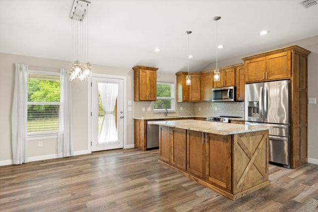 1495 Peninsula Drive, Bluff Dale, TX 76433