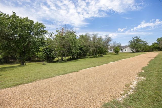 1495 Peninsula Drive, Bluff Dale, TX 76433