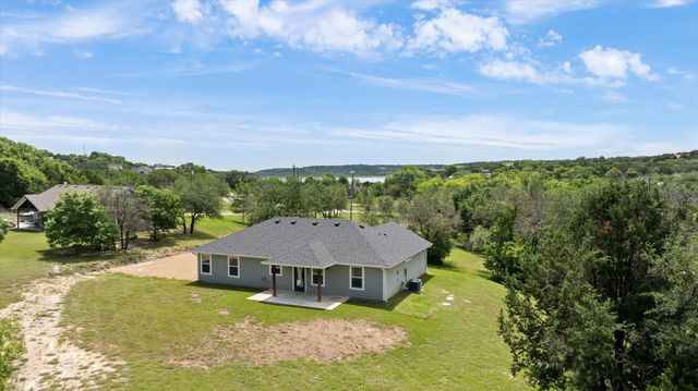 1495 Peninsula Drive, Bluff Dale, TX 76433