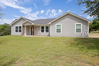 1495 Peninsula Drive, Bluff Dale, TX 76433