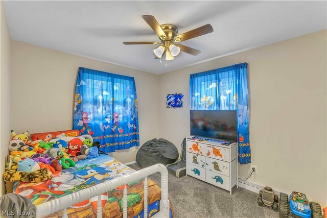 4905 Madison Avenue, Sheffield Lake, OH 44054