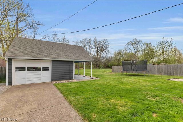 4905 Madison Avenue, Sheffield Lake, OH 44054