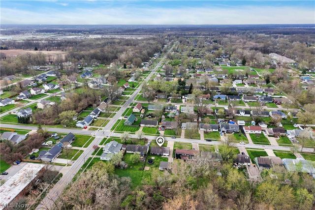 4905 Madison Avenue, Sheffield Lake, OH 44054