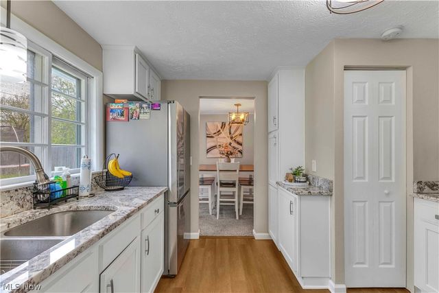 4905 Madison Avenue, Sheffield Lake, OH 44054