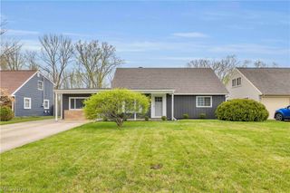 4905 Madison Avenue, Sheffield Lake, OH 44054