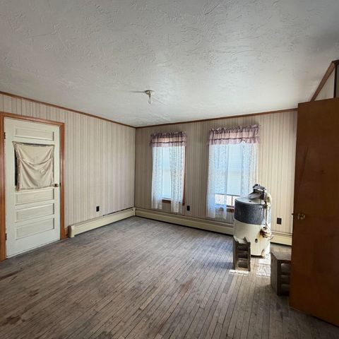 30 Mooney Street, Farmington, NH 03851