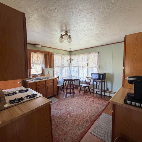 30 Mooney Street, Farmington, NH 03851