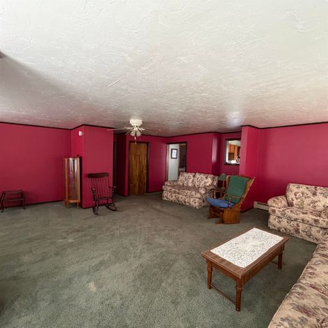30 Mooney Street, Farmington, NH 03851