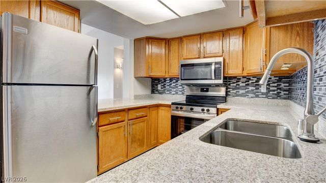 3769 Carlyle Drive 153, Las Vegas, NV 89115