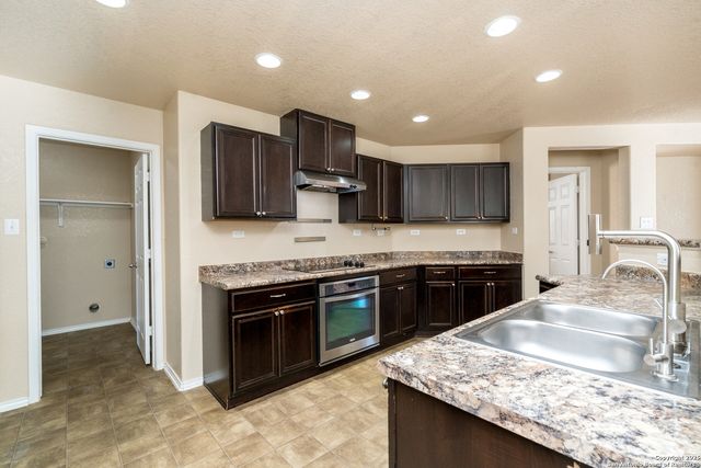 133 Hinge Chase, Cibolo, TX 78108