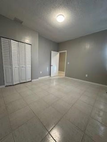 232 SW 10th Street, Hallandale Beach, FL 33009