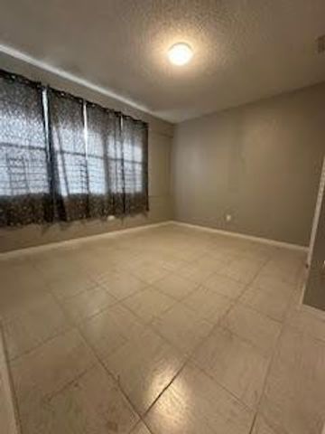232 SW 10th Street, Hallandale Beach, FL 33009