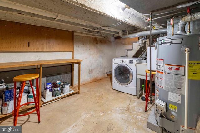 2406 ASPEN ST, Philadelphia, PA 19130