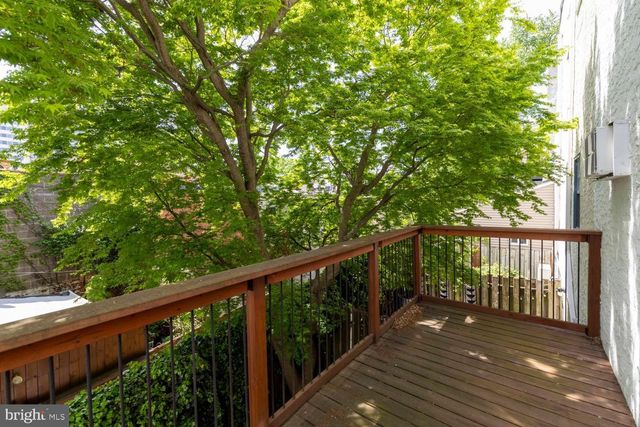 2406 ASPEN ST, Philadelphia, PA 19130